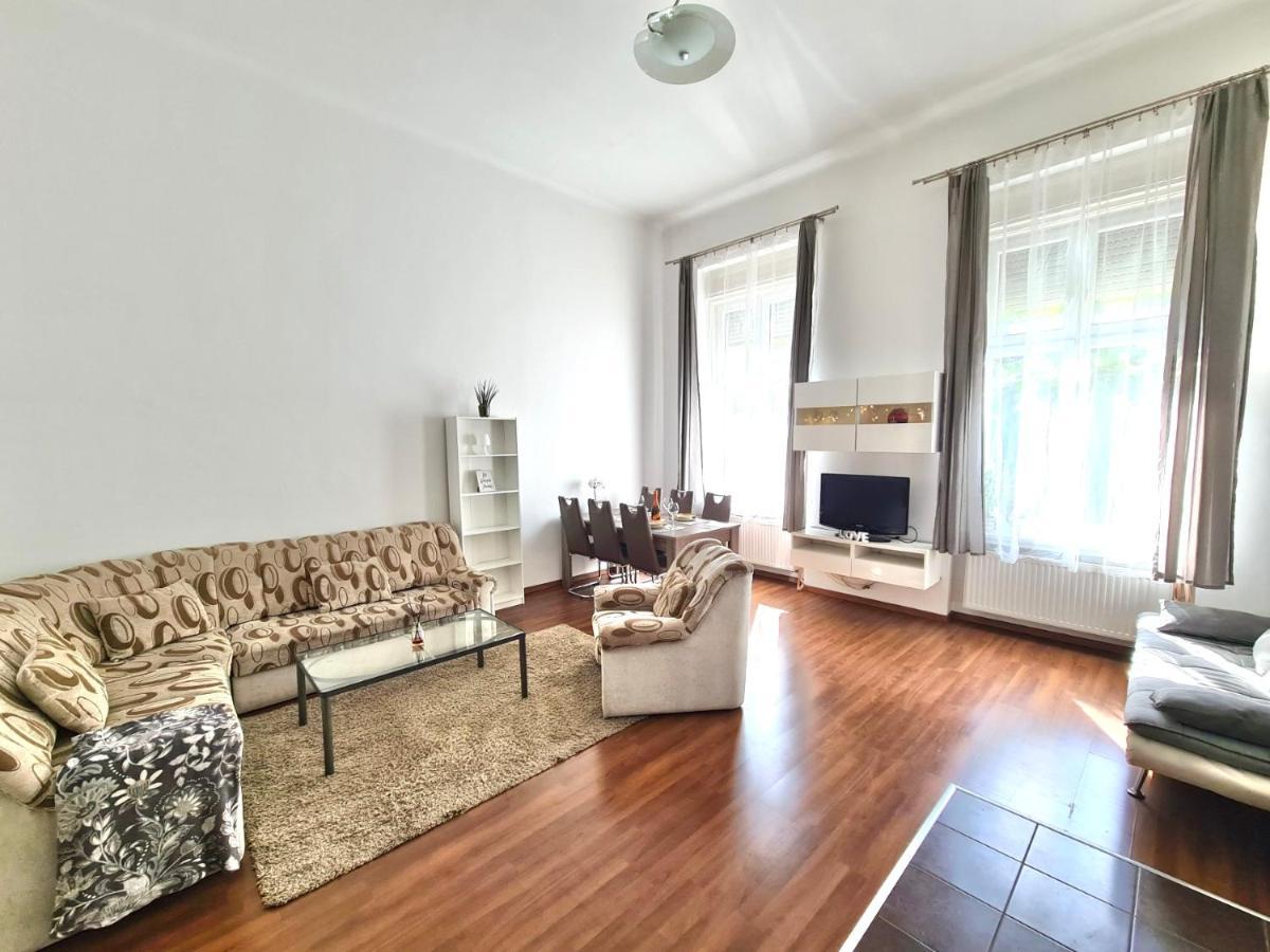 בודפשט Ricky Apartment מראה חיצוני תמונה