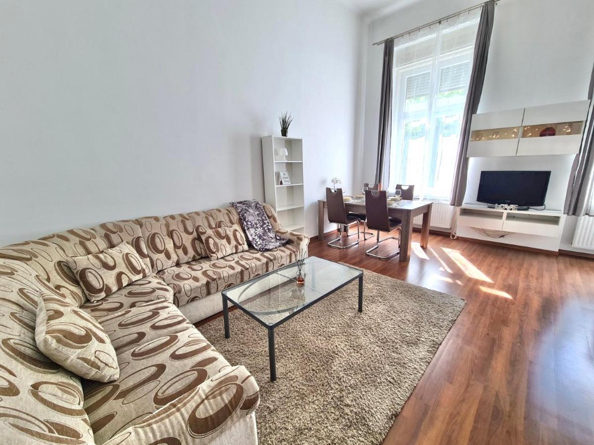 בודפשט Ricky Apartment מראה חיצוני תמונה